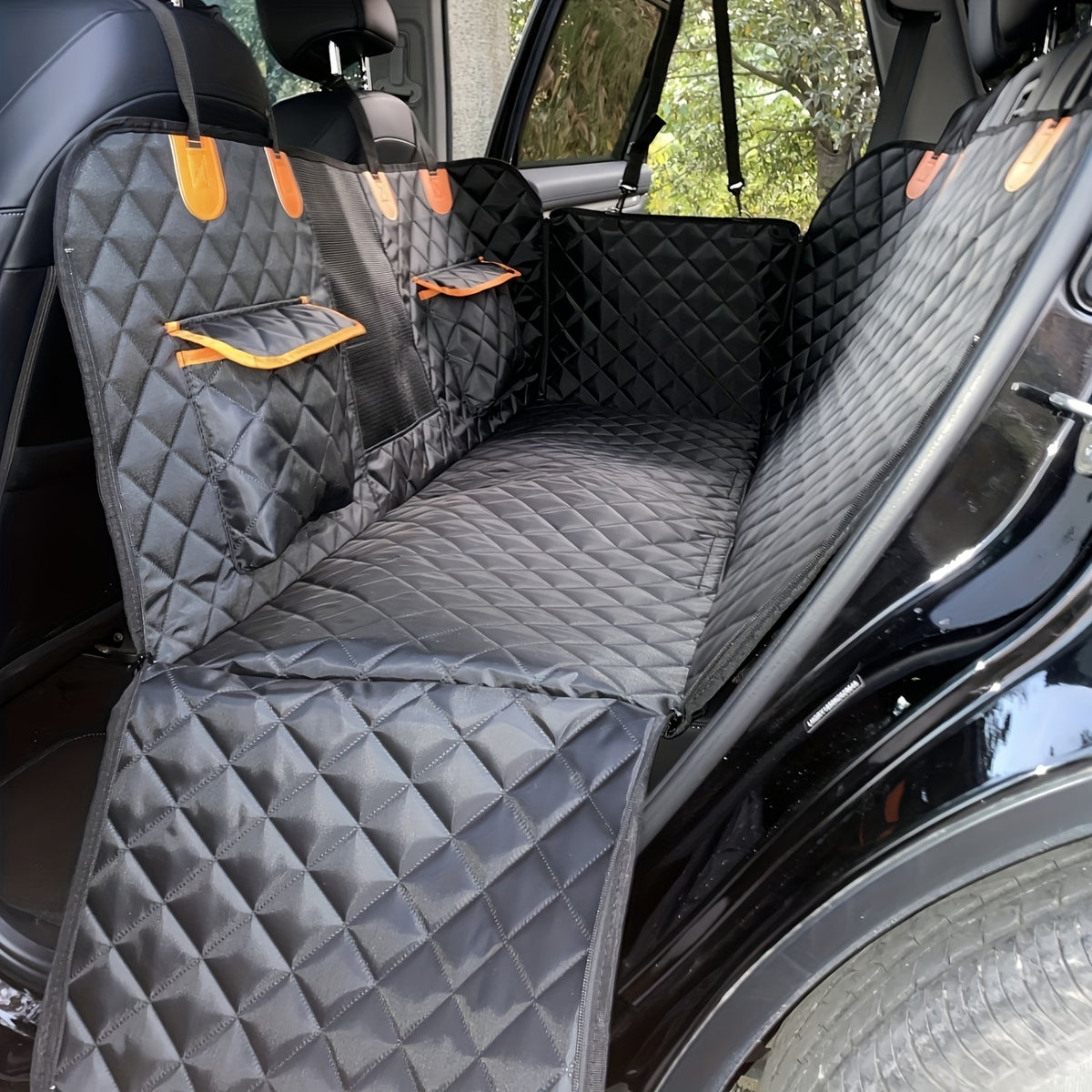 Side wall of the hammock covering the inner door panel