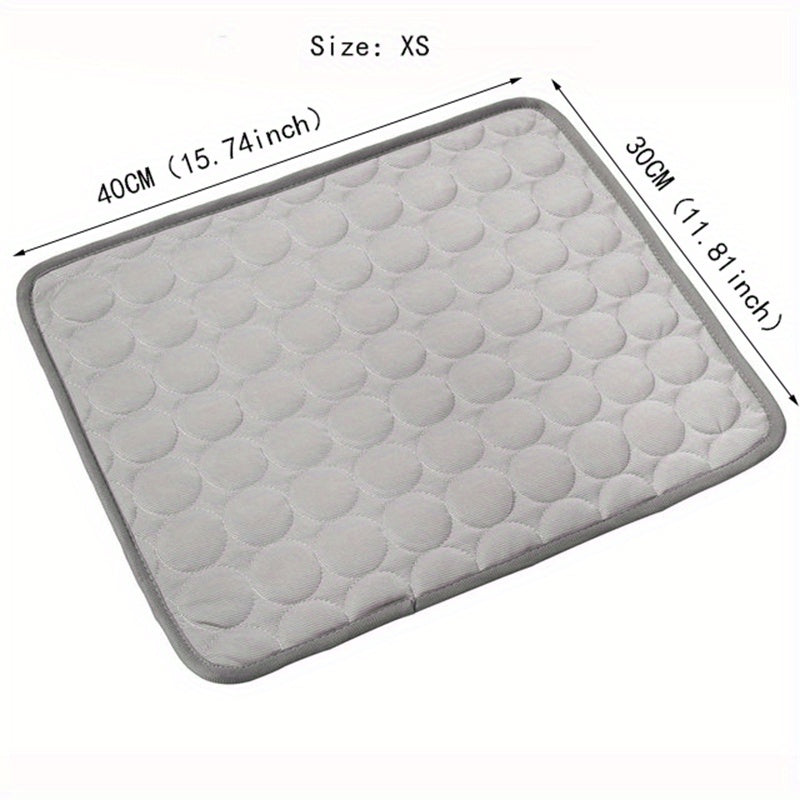 Light grey quilted cooling mat