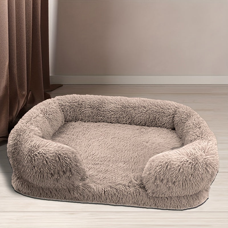 Long plush pet sofa bed, plush pile detail